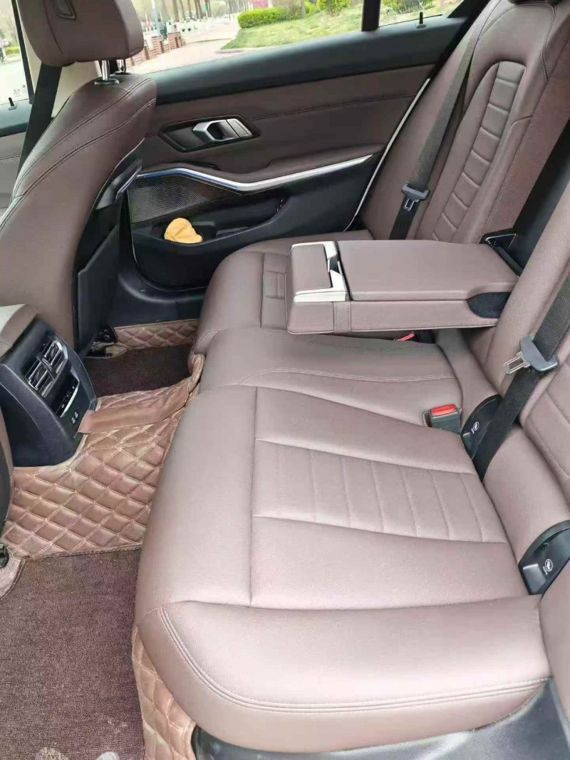 承德21年宝马3系5