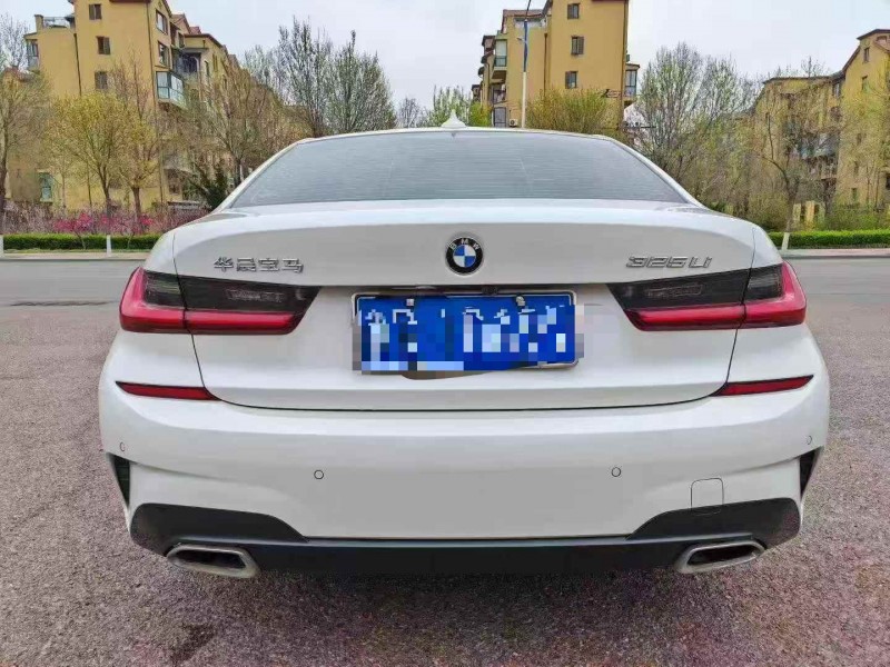 承德21年宝马3系9