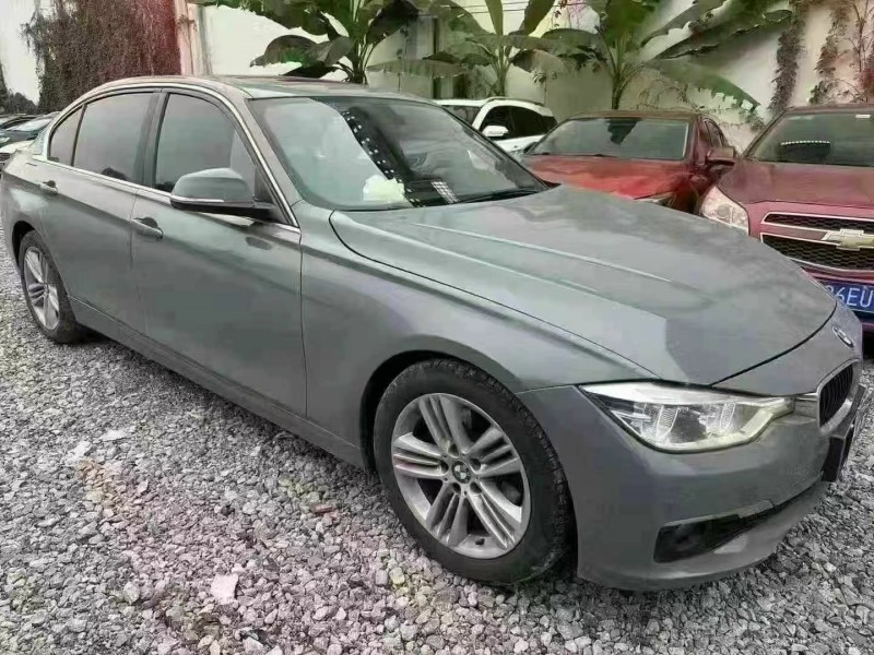 重庆16年宝马3系3