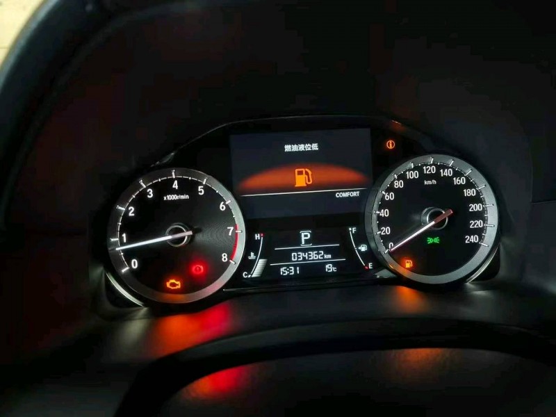 铜仁21年本田URV9