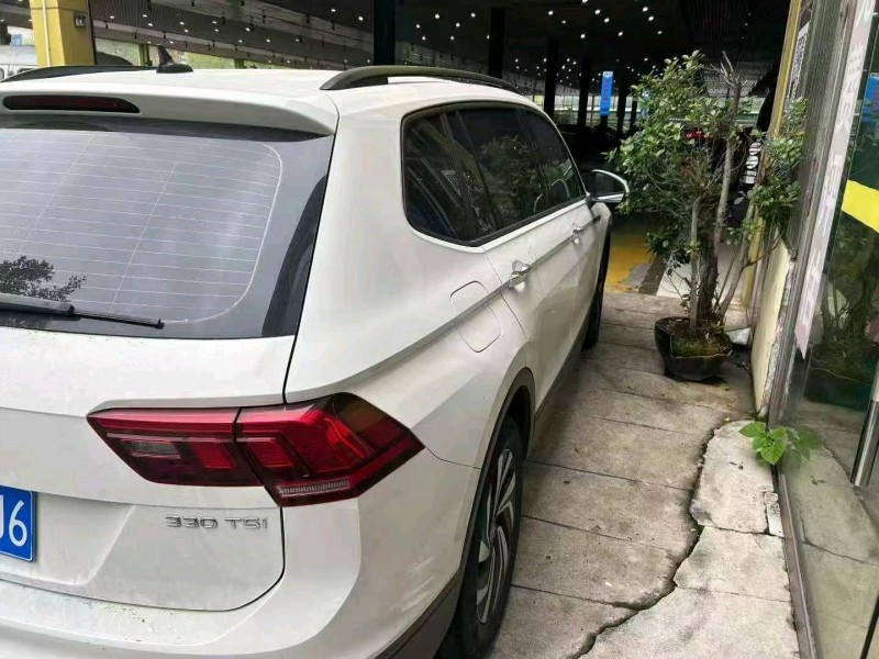 景德镇22年大众途观6