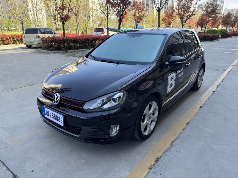 济宁14年大众高尔夫3