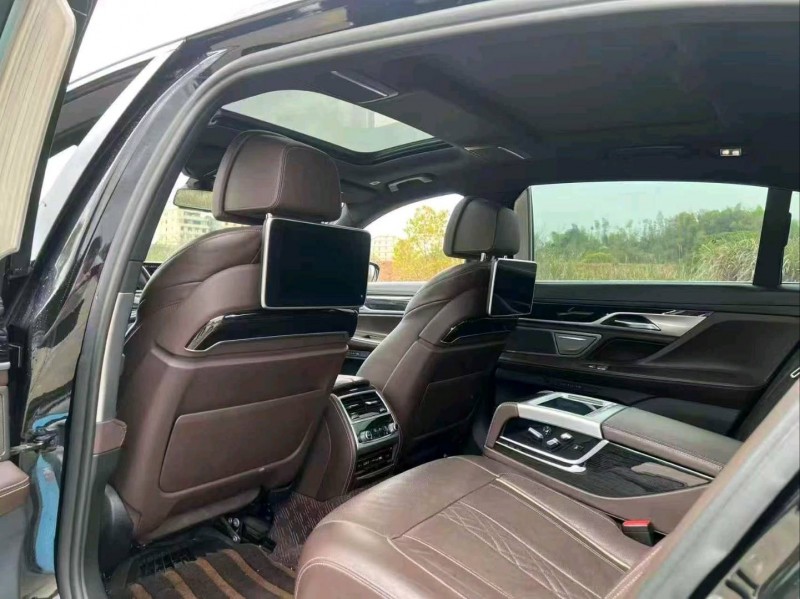 南昌19年宝马7系4