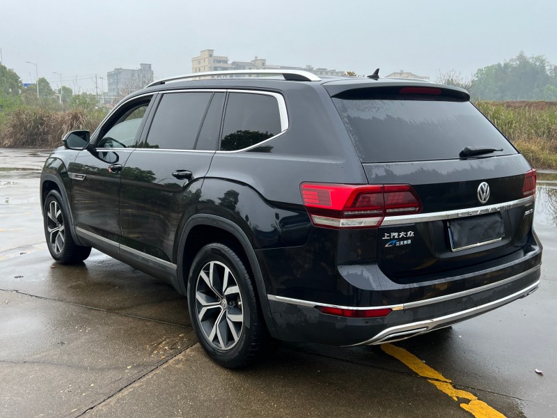 长沙20年大众途昂9