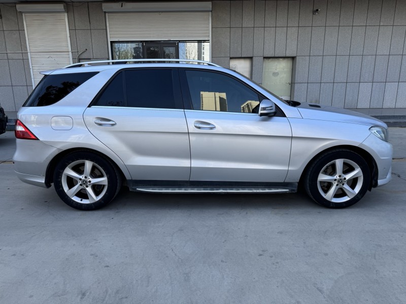 济宁13年奔驰ML4