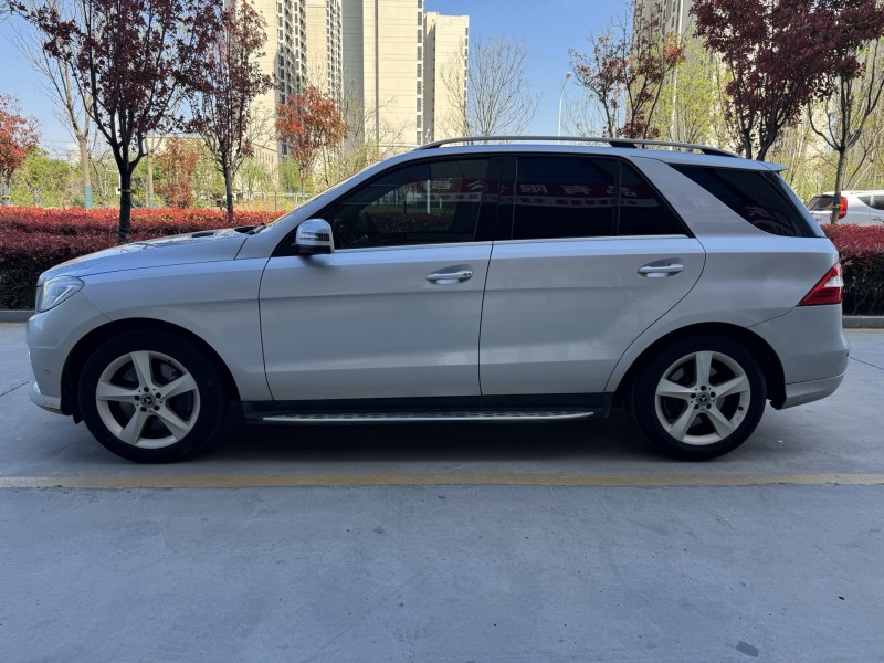 济宁13年奔驰ML5