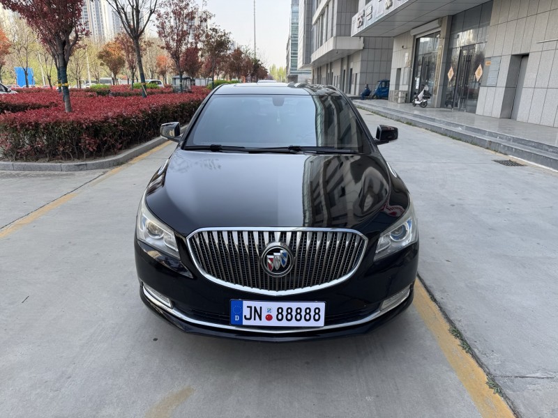 济宁16年别克君越1