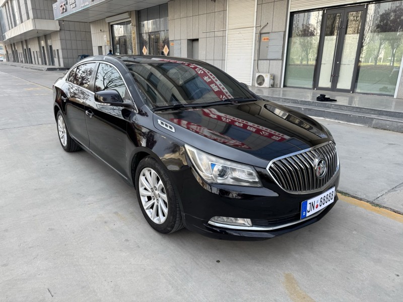 济宁16年别克君越2