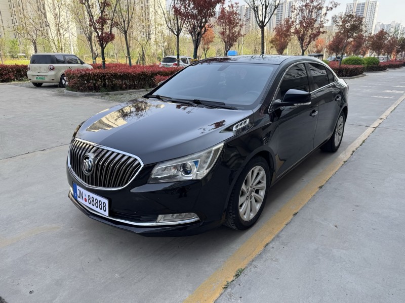 济宁16年别克君越3