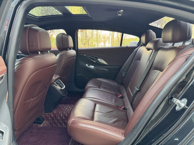 济宁16年别克君越7