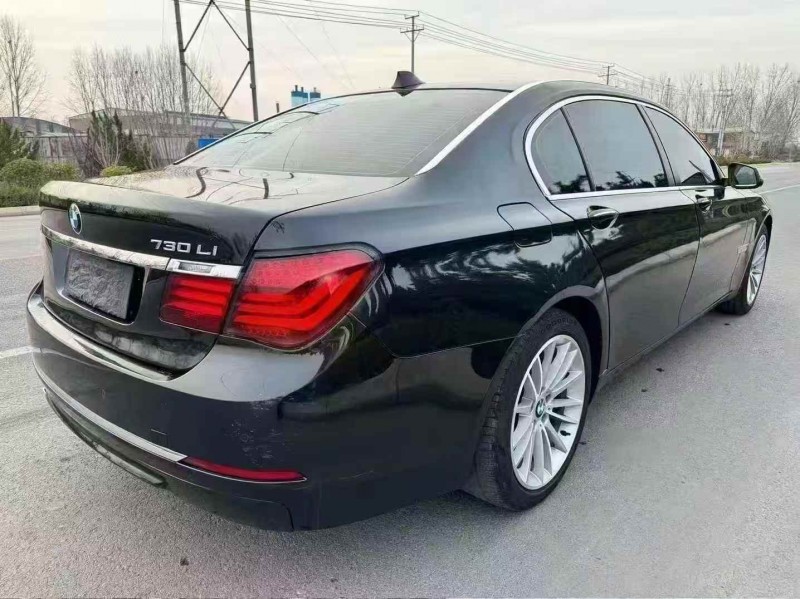 济宁15年宝马7系7