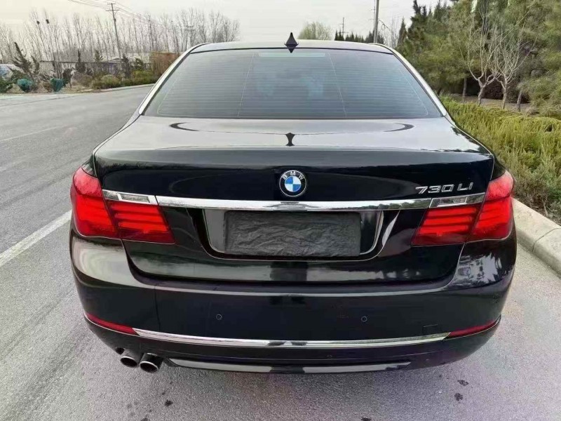 济宁15年宝马7系9