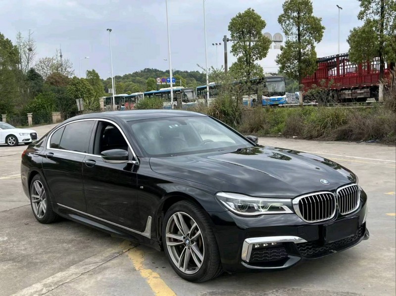 长沙19年宝马7系2