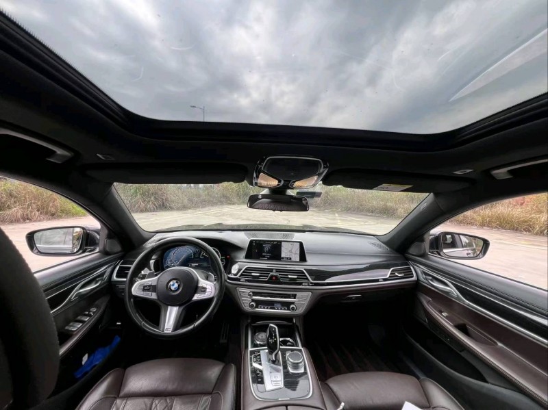 长沙19年宝马7系5