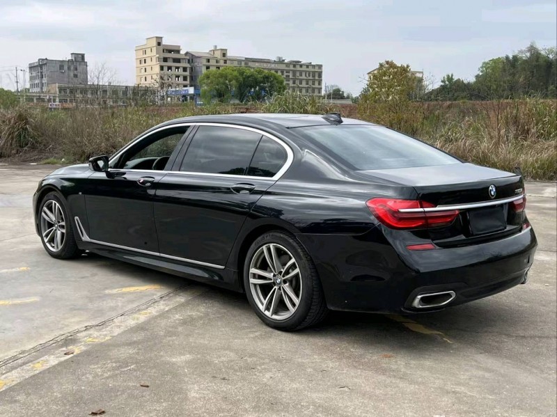 长沙19年宝马7系7