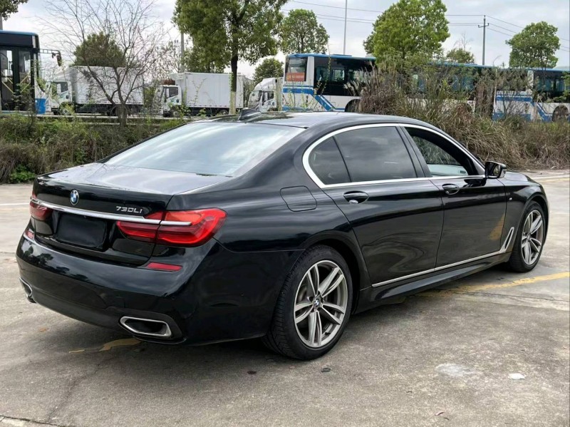 长沙19年宝马7系9