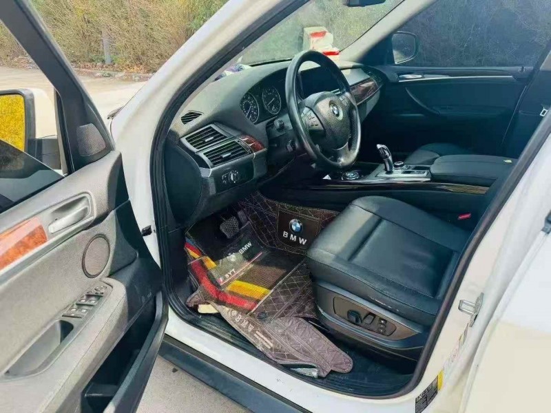 济宁13年宝马X54