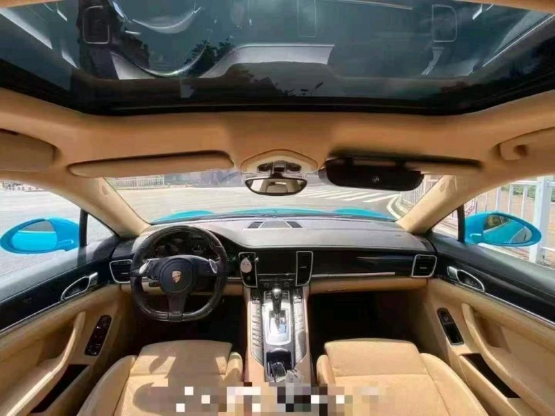 汕头16年保时捷帕拉梅拉6