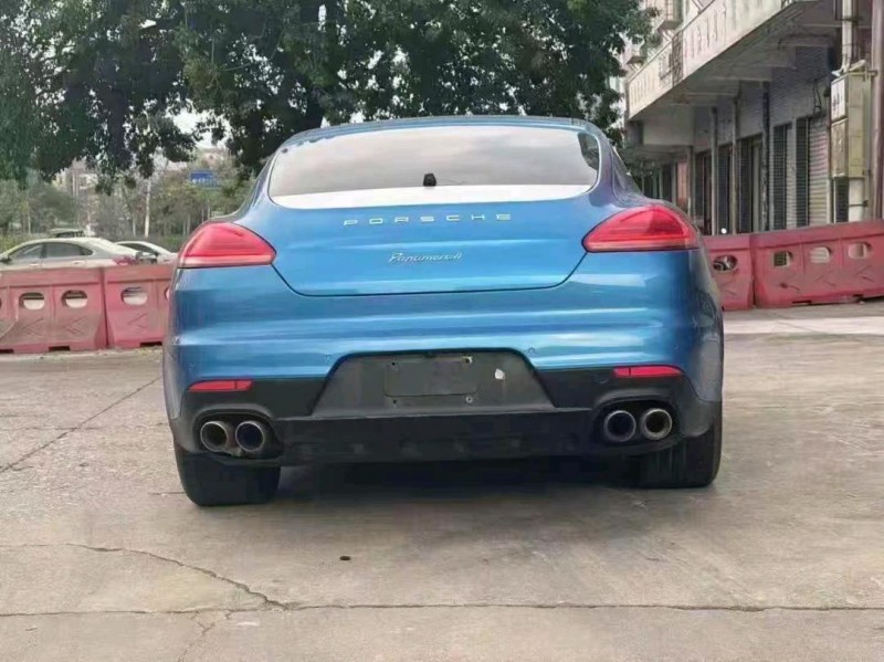 汕头16年保时捷帕拉梅拉8