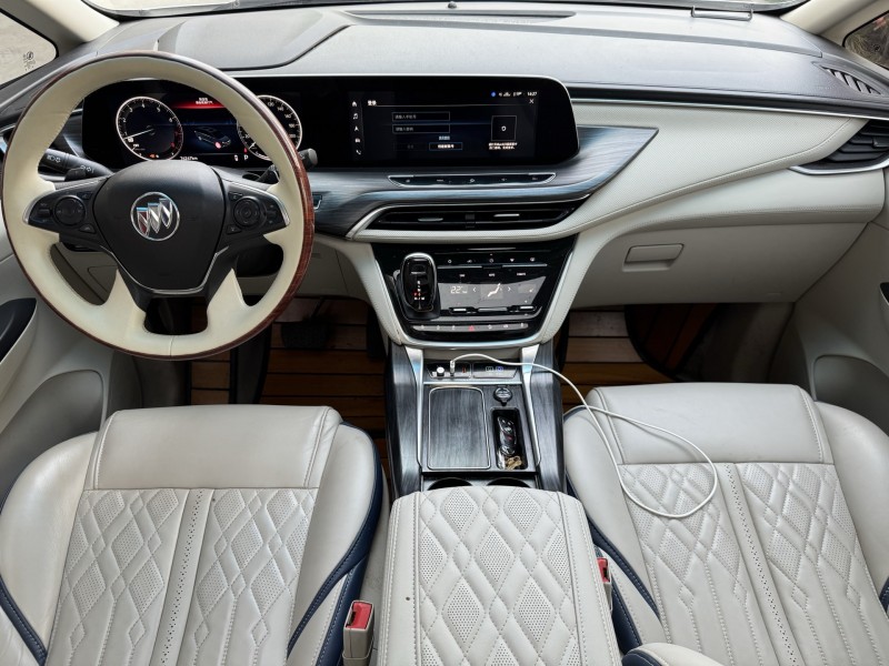 济宁21年别克GL88