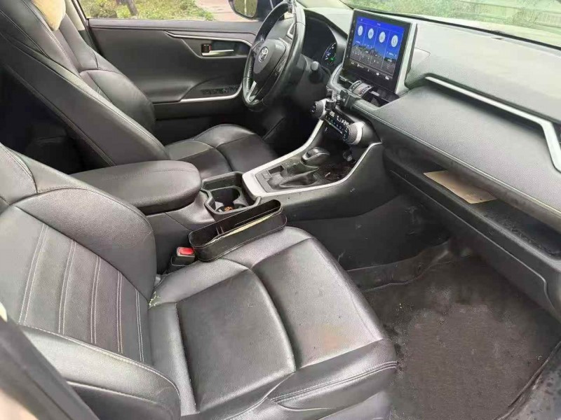 汕头21年丰田威兰达5