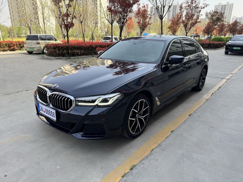 济宁21年宝马5系3