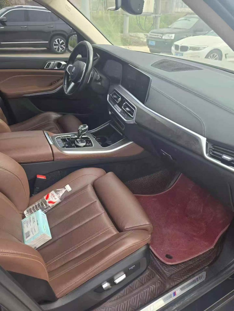 苏州20年宝马X57