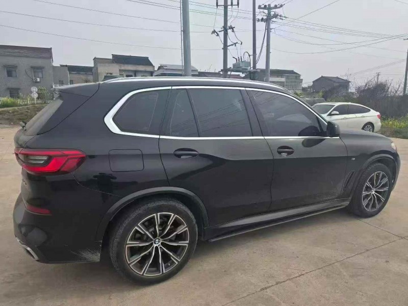 苏州20年宝马X58