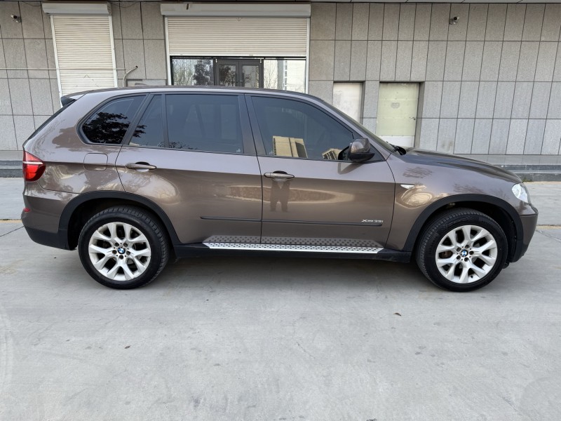 济宁13年宝马X54