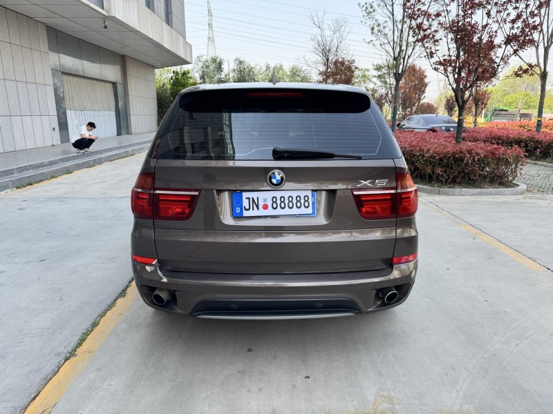 济宁13年宝马X59