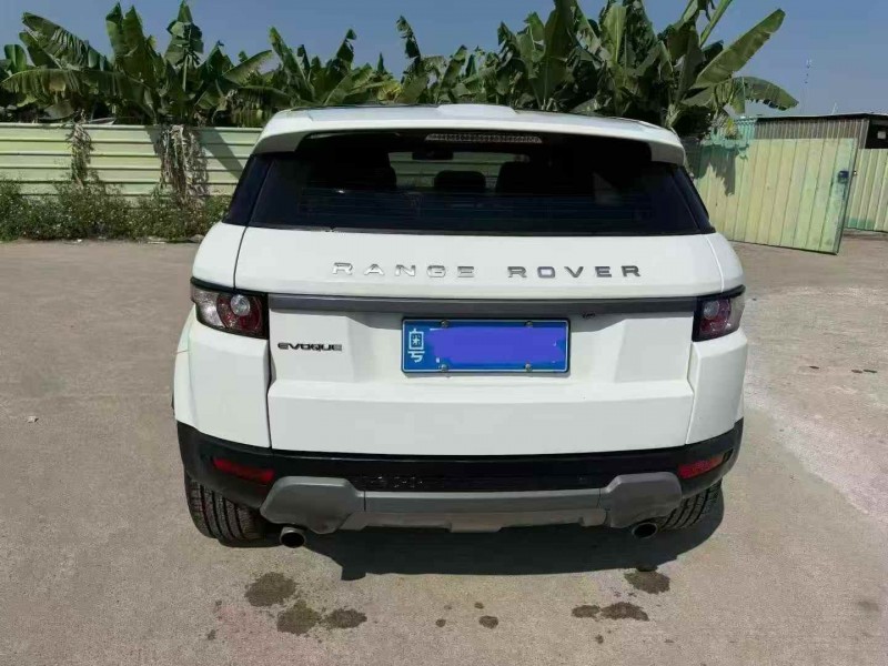 湛江16年路虎极光7