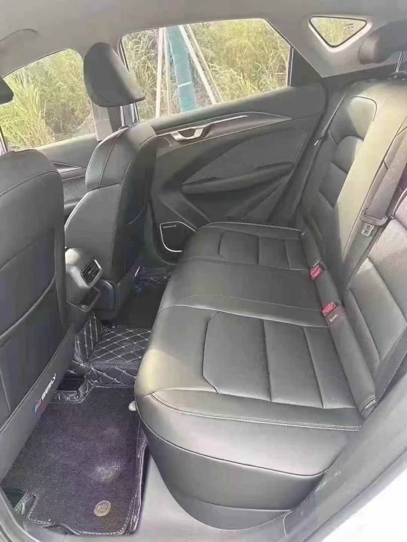 广州23年吉利几何5