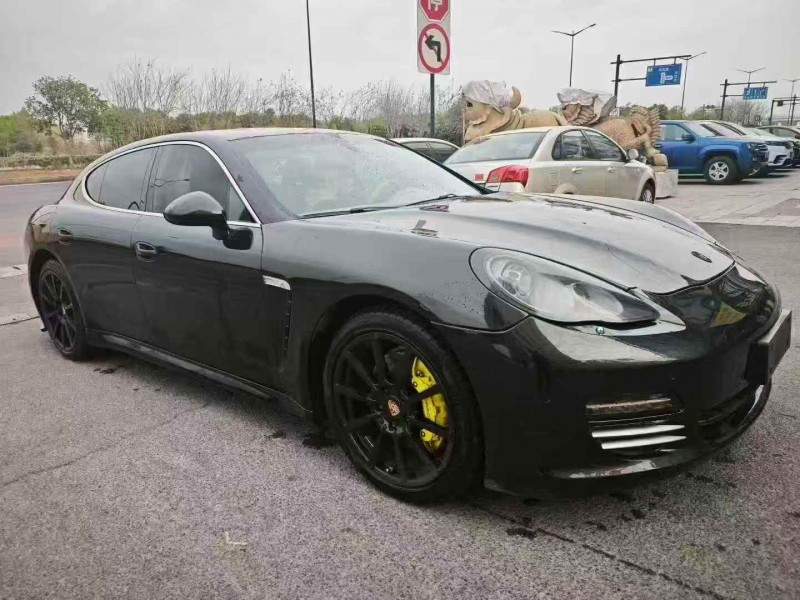 杭州13年保时捷帕拉梅拉2