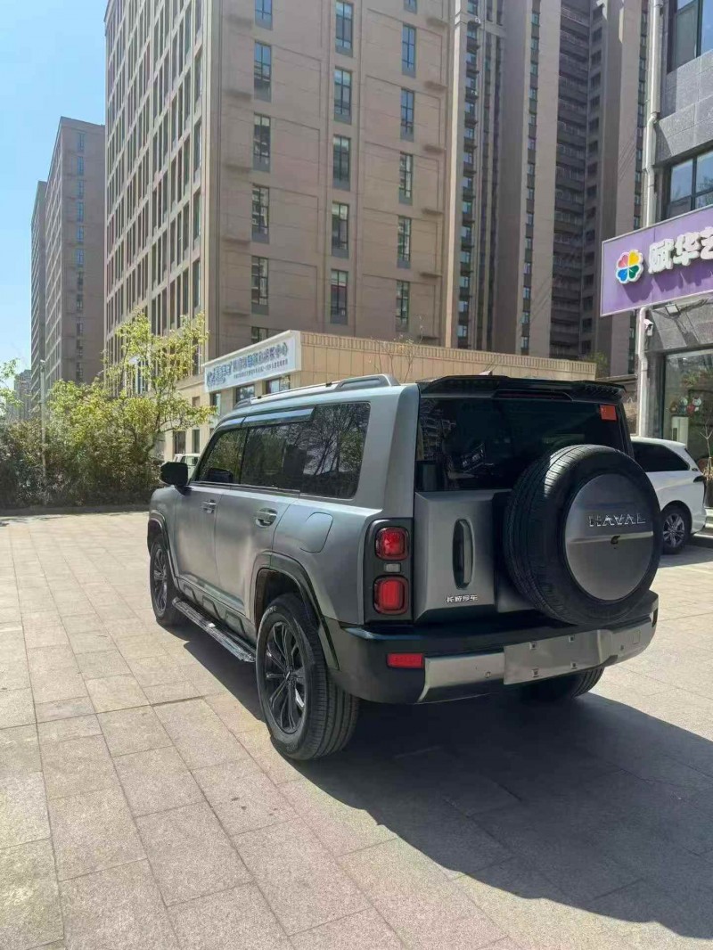 济宁25年哈弗大狗6