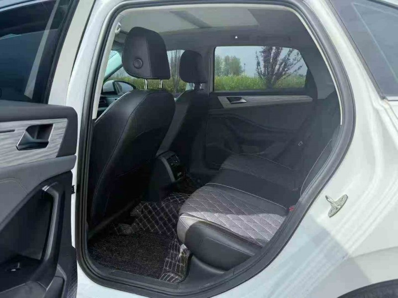 咸阳23年大众速腾6