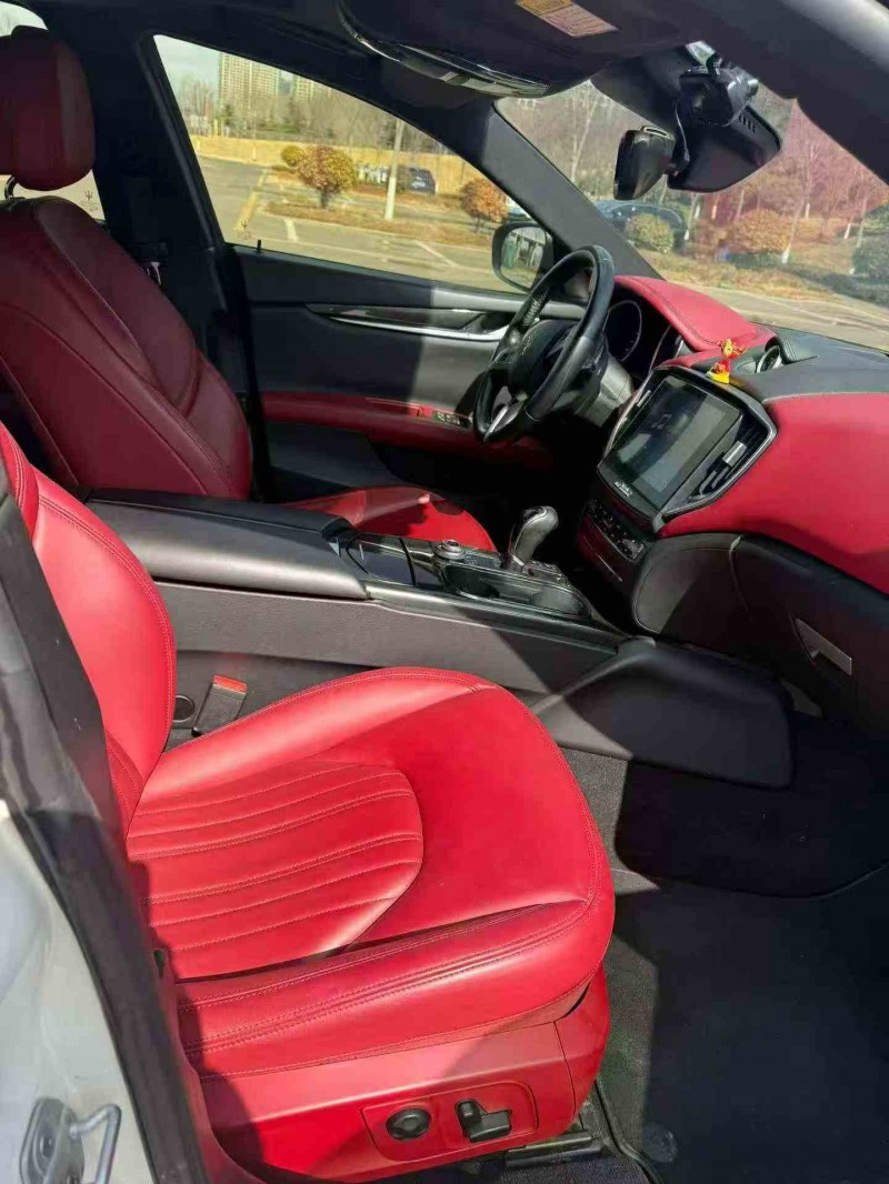 枣庄17年玛莎拉蒂Ghibli6