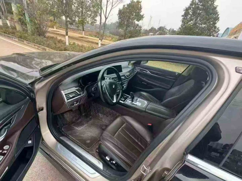 衡阳17年宝马7系3