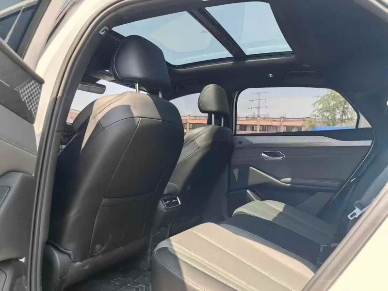 烟台25年比亚迪秦5