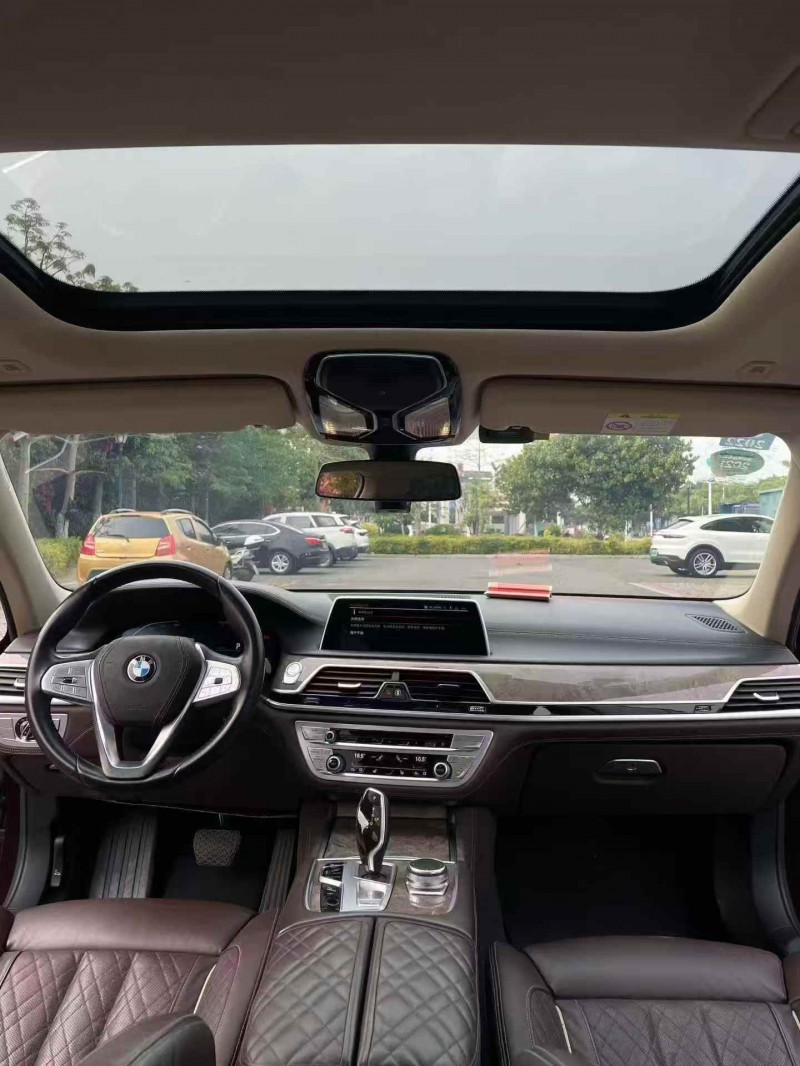 苏州20年宝马7系5