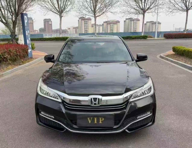东营16年本田雅阁1