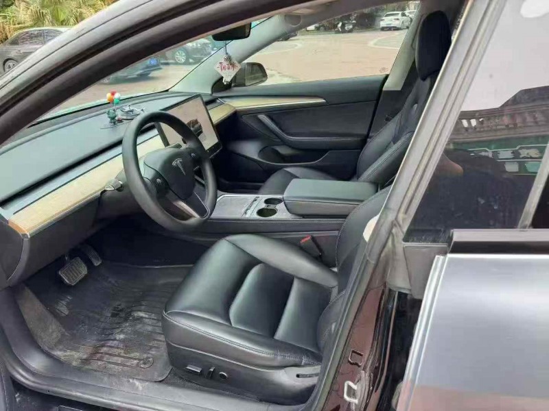 鄂州23年特斯拉MODEL 32