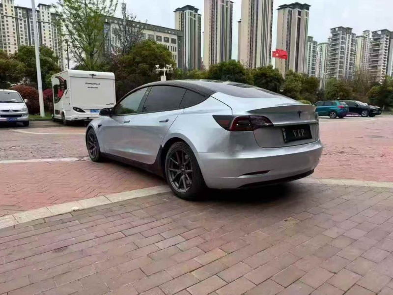 鄂州23年特斯拉MODEL 37