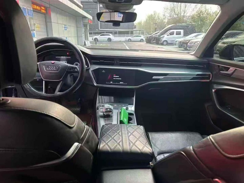 马鞍山21年奥迪A6L4