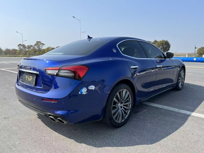 苏州21年玛莎拉蒂Ghibli5