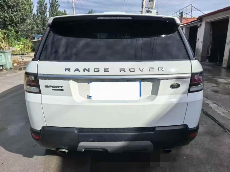 保定15年路虎揽胜运动9