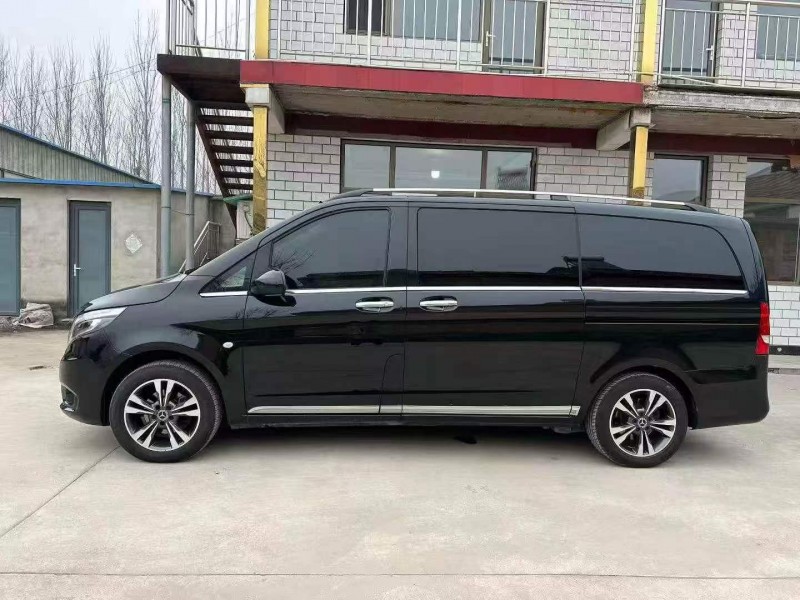 秦皇岛18年奔驰METRIS3