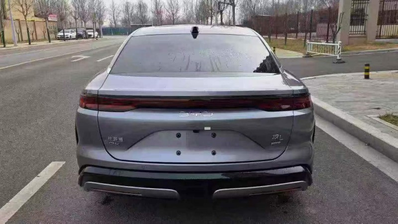 唐山26年比亚迪汉7