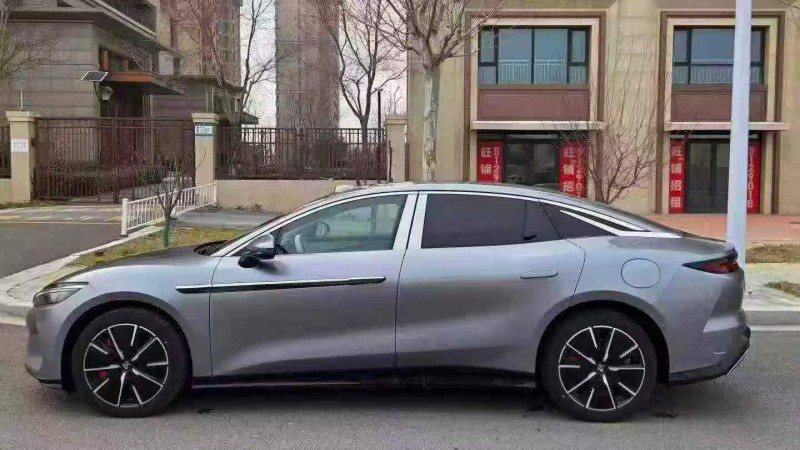 唐山26年比亚迪汉8