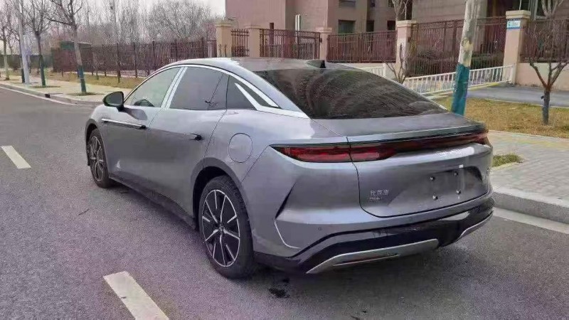 唐山26年比亚迪汉9