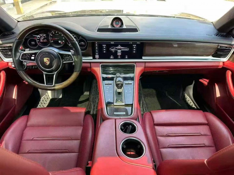 邯郸18年保时捷帕拉梅拉5